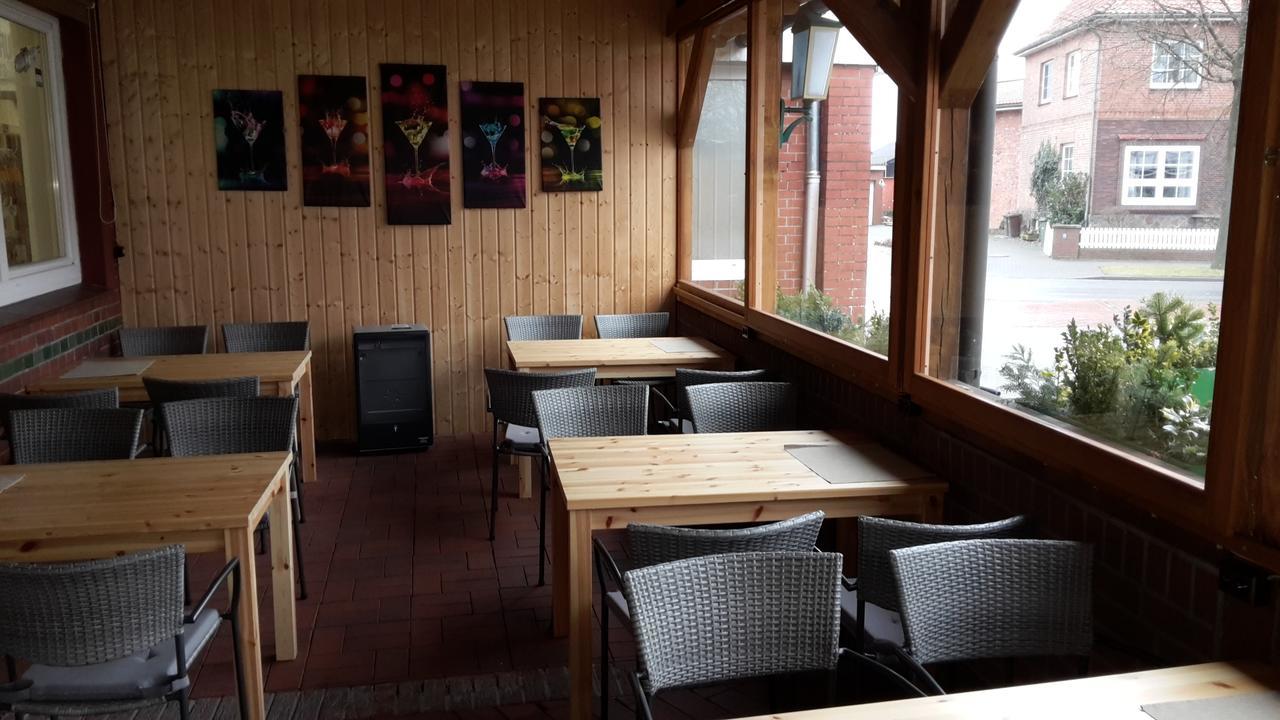 Landgasthof Schönecke Wahrenholz Exteriör bild